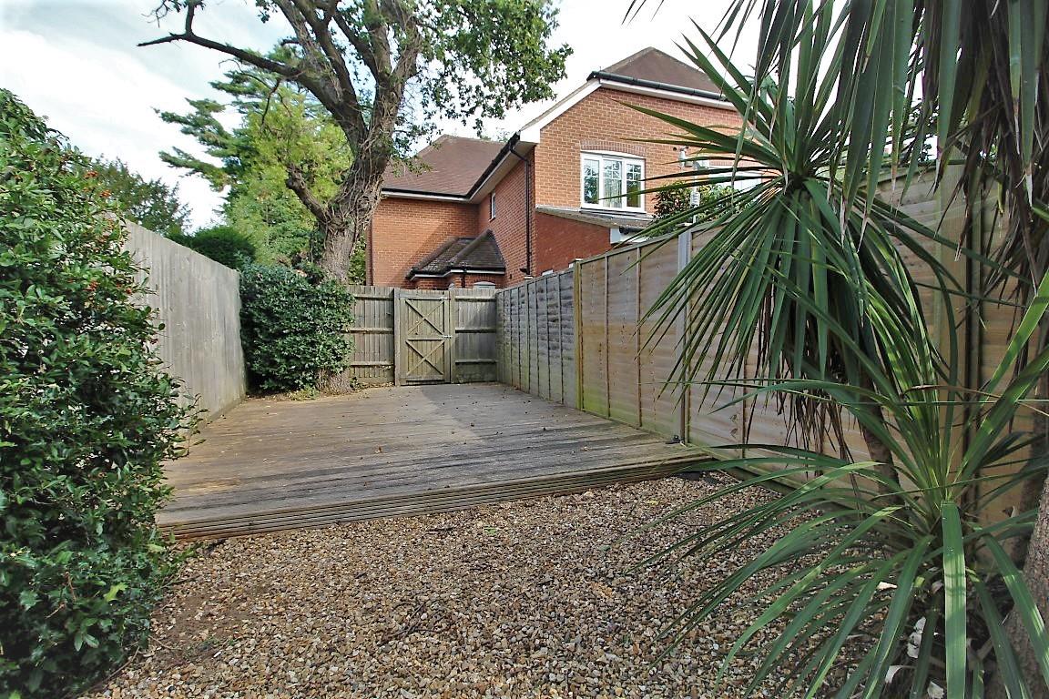 Parkside Road, Reading